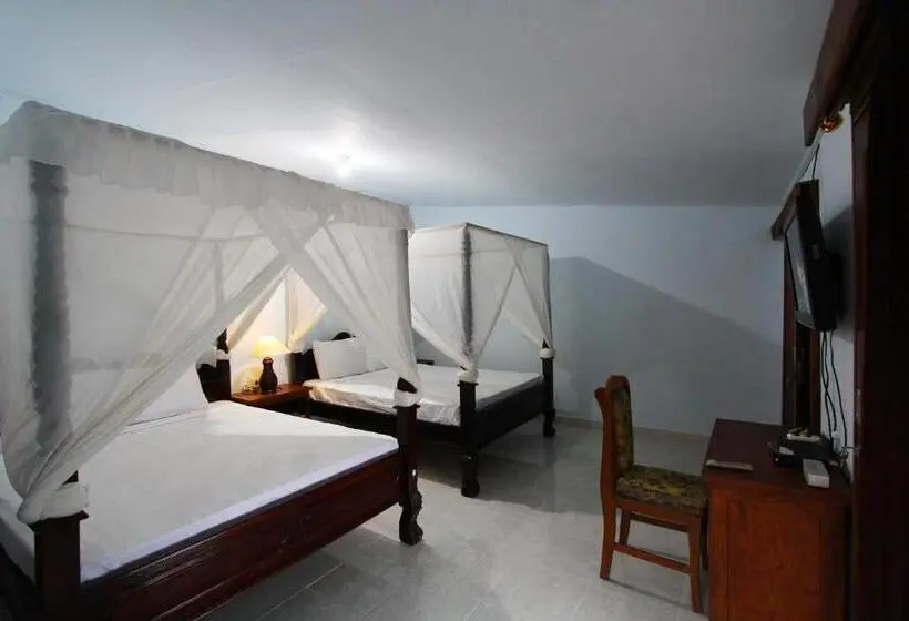 ファミリールーム, Adila Warung And Homestay