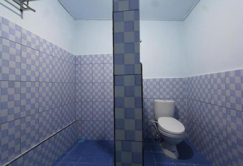 Pokój Rodzinny, Adila Warung And Homestay