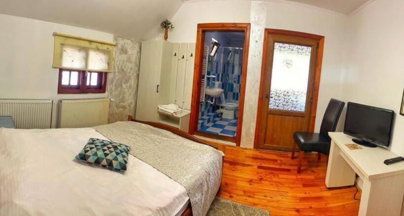 Номер Стандарт Вид на Горы, Amandra Chalet