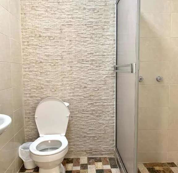 استودیو خانوادگی, Casa Santiago Mayor