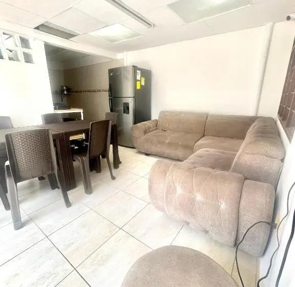 خانه 1 خوابه, Casa Santiago Mayor