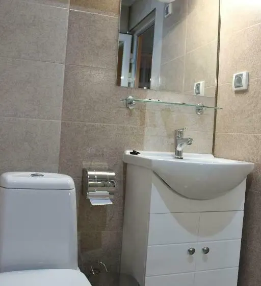 اتاق استاندارد, Center Guest House
