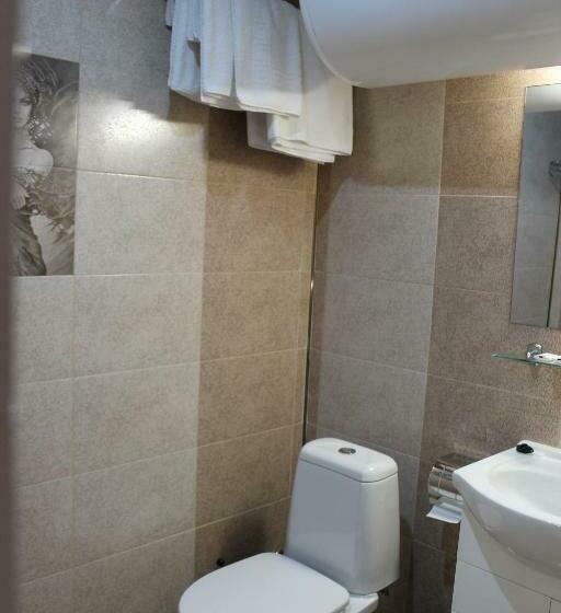 اتاق استاندارد, Center Guest House