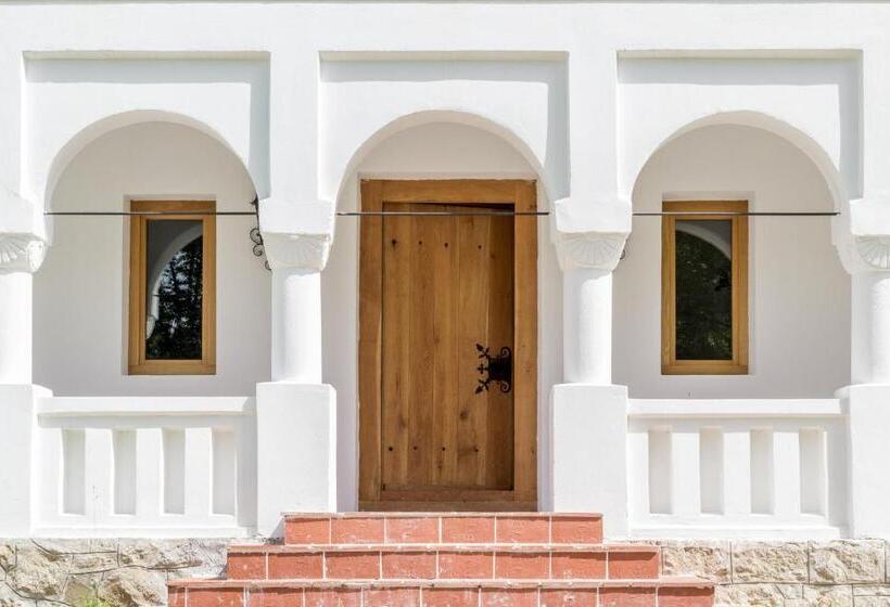 스탠다드 룸, Hanul Vatra