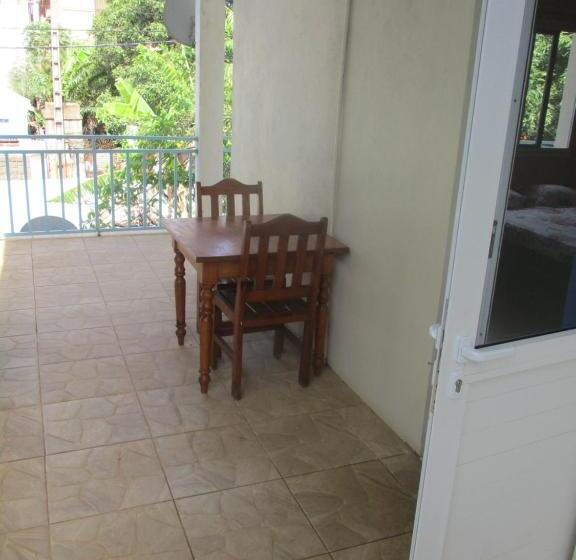 Standaard Studio, Residence Kathyly