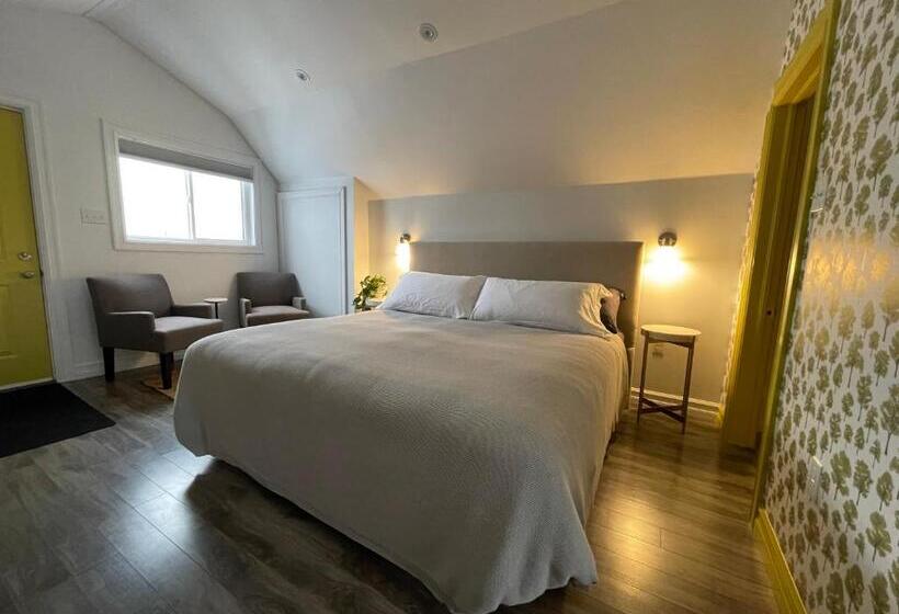 バルコニー付スイート, The Archie & Isidore