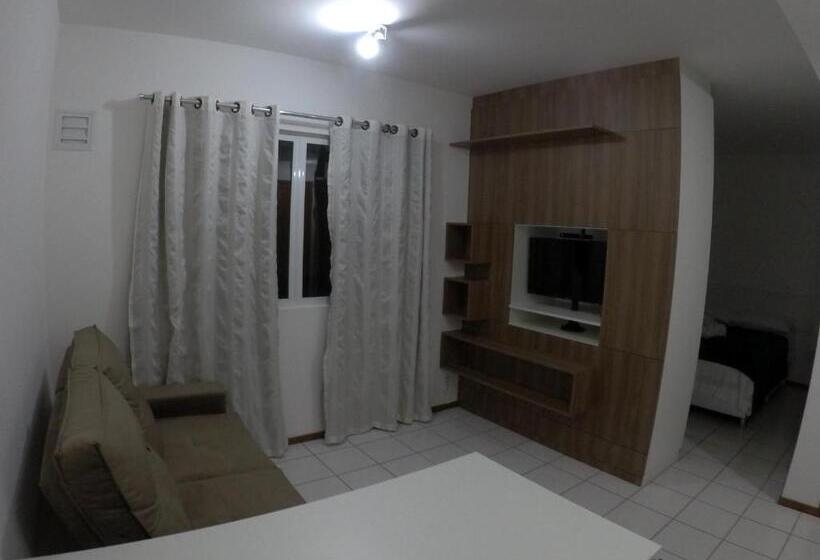 דירת חדר, Flat Pedra Branca