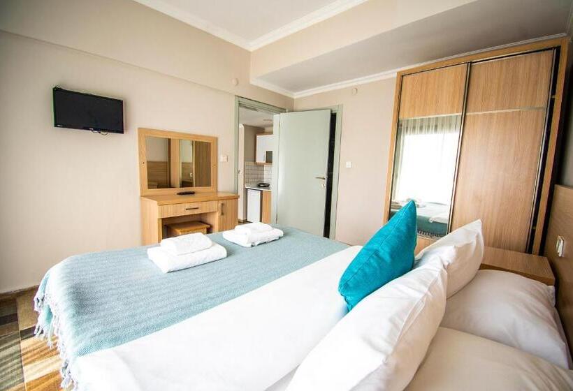 דירת חדר נוף לים, M Suite