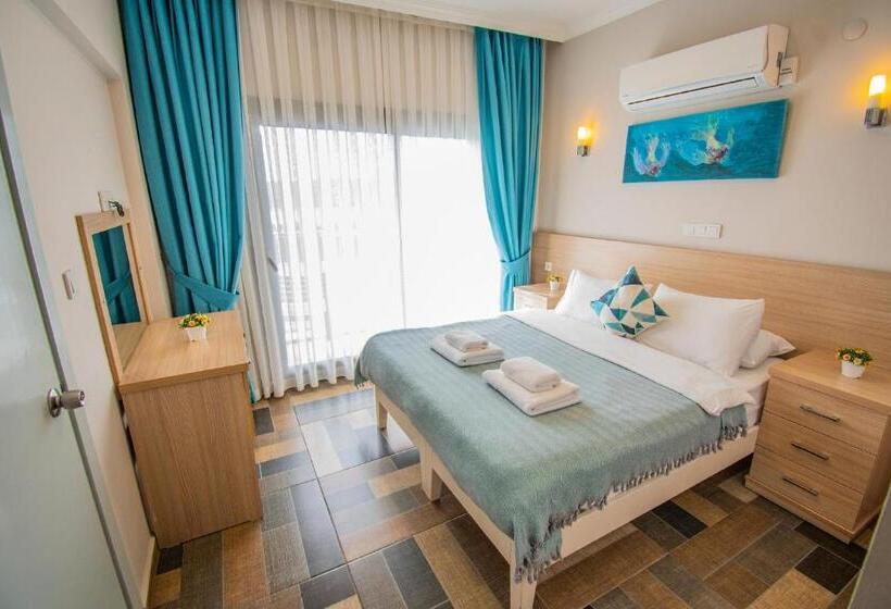 דירת חדר נוף לים, M Suite