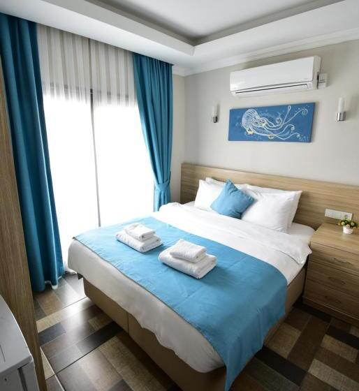 חדר סטנדרט עם מרפסת, M Suite