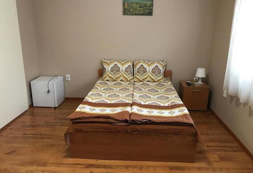 غرفة عائلية, Guesthouse Elena