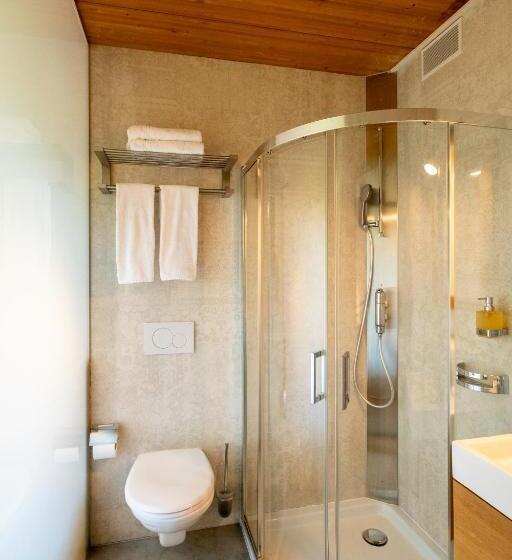 اتاق استاندارد با چشم‌انداز باغ, La Ferme Du Lignon