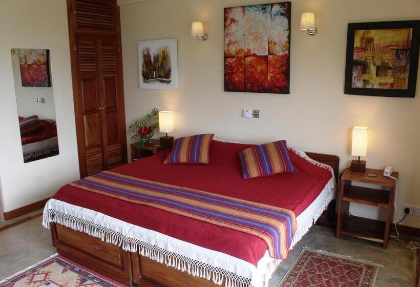 带阳台的豪华间, Rangala House