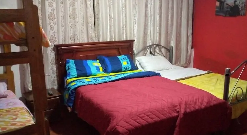 ファミリールーム, The Imperial Hostal