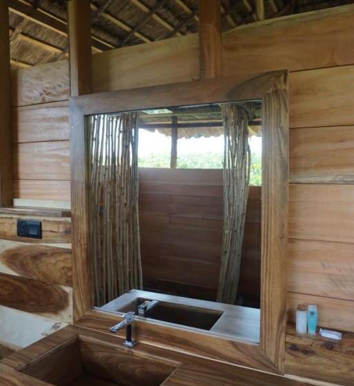 带海景的标准房, Cinnabar Resort