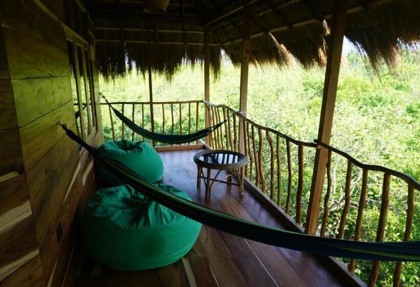 带海景的标准房, Cinnabar Resort