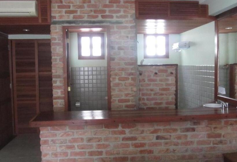 اتاق استاندارد چهار تخته, Pousada Pilar