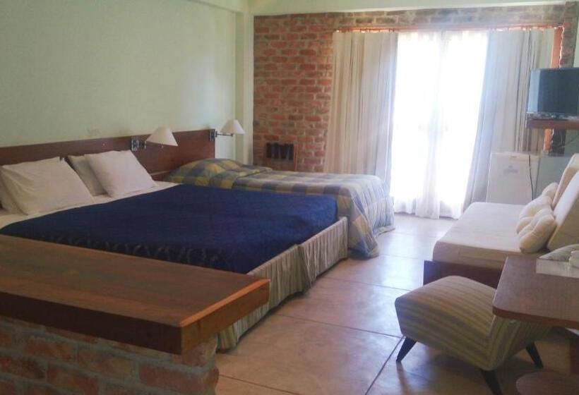 اتاق استاندارد چهار تخته, Pousada Pilar