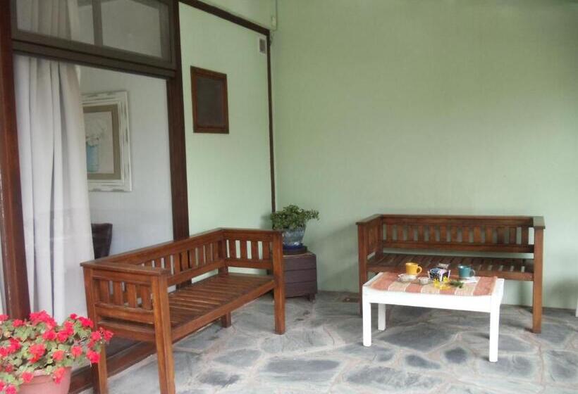 غرفة قياسية مطلّة علي الحديقة, Dandy Suites