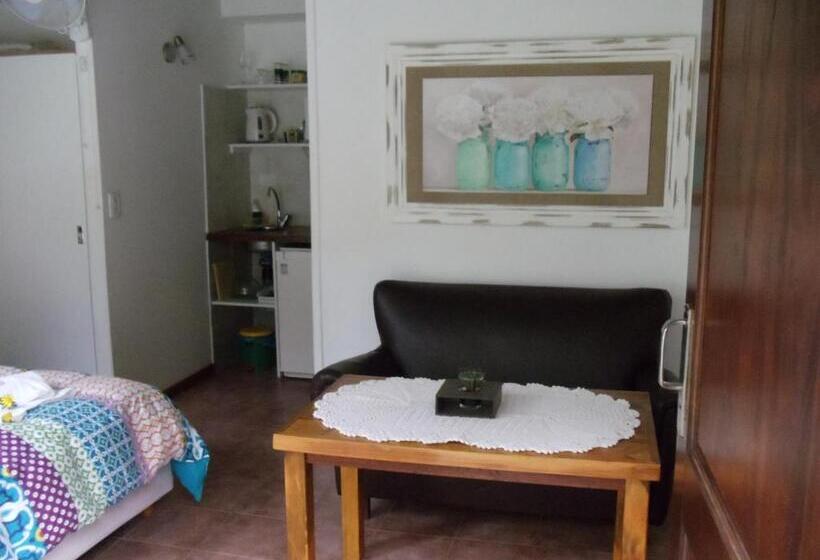 غرفة قياسية مطلّة علي الحديقة, Dandy Suites