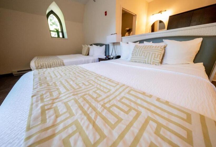 Standart Oda, The Inn At Shattuck   St. Mary S