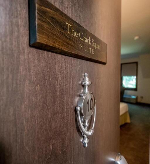 Standart Stüdyo, The Inn At Shattuck   St. Mary S