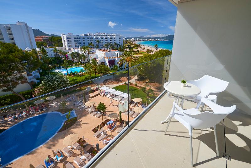Номер Стандарт Вид на Бассейн, Hipotels Bahia Cala Millor - Adults Only