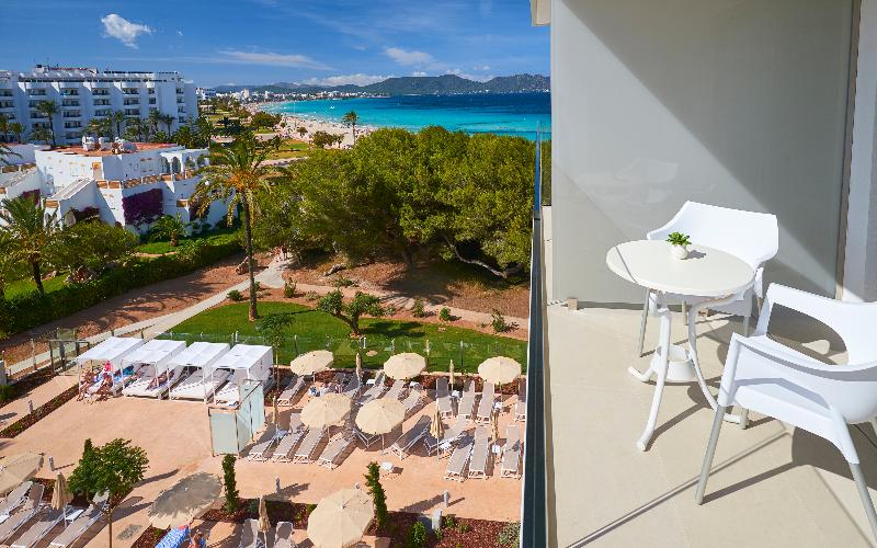 غرفة قياسية مطلّة علي حمام السباحة, Hipotels Bahia Cala Millor - Adults Only