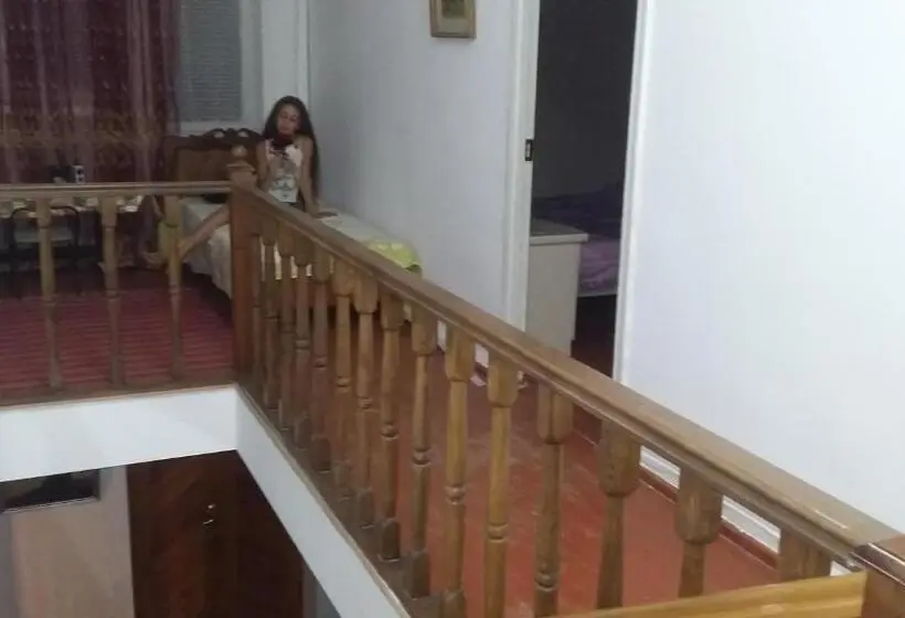 اتاق لوکس یک تخته, Shushan Guest House