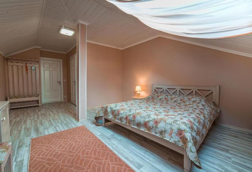 חדר סטנדרט, And Restaurant Velure