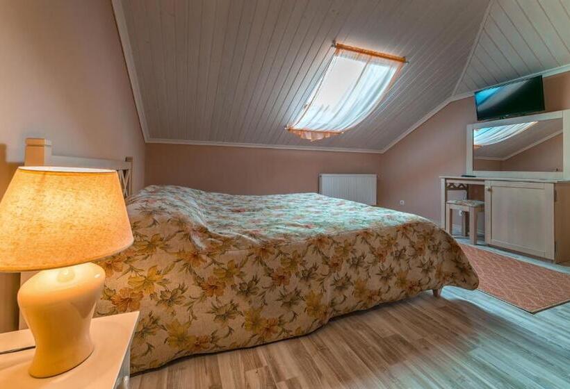 חדר סטנדרט, And Restaurant Velure