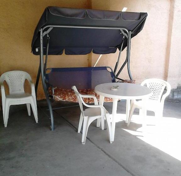 Economy Triple Room, Belvárosi Vendégház