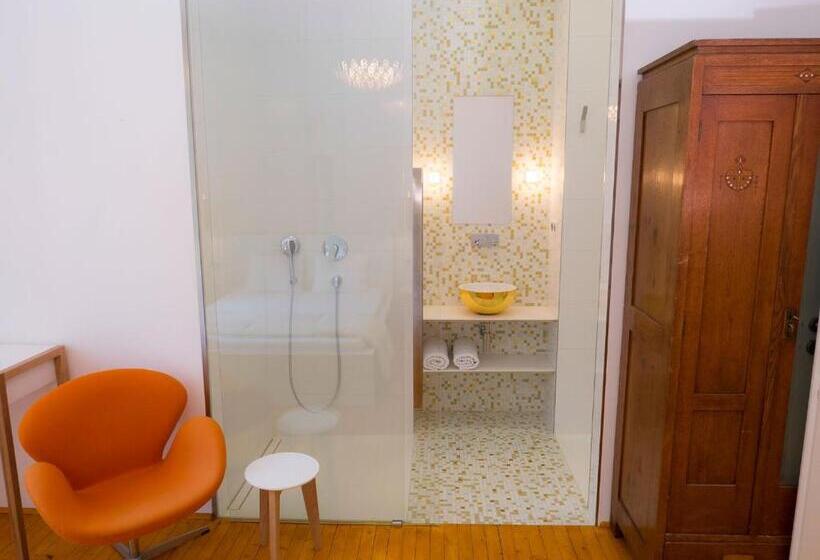 اتاق استاندارد, Design Apartments In Park