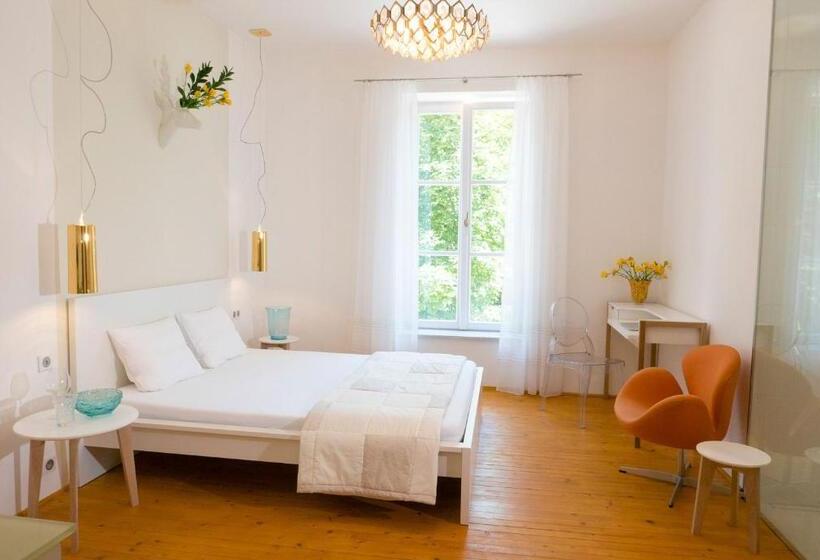 اتاق استاندارد, Design Apartments In Park