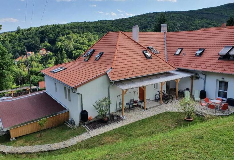 شقة غرفة نوم واحدة بالطابق الأرضى, Rudolf Vendégház