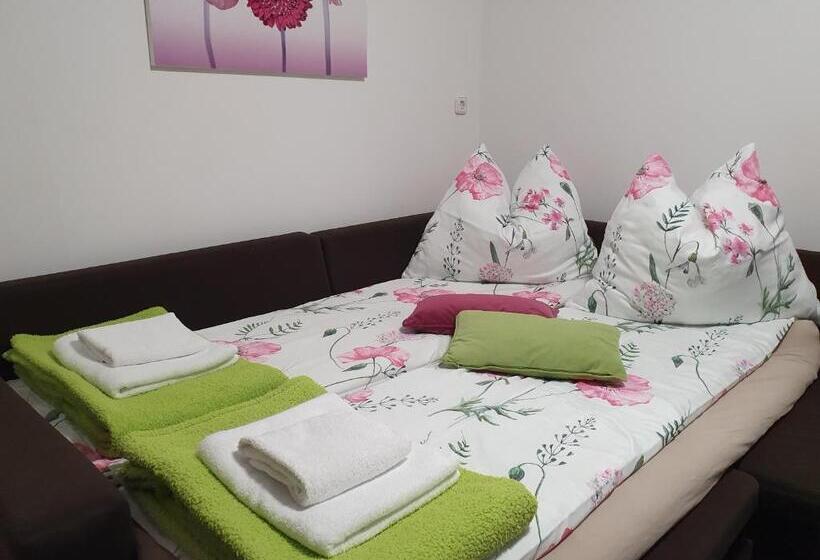 شقة غرفة نوم واحدة بالطابق الأرضى, Rudolf Vendégház