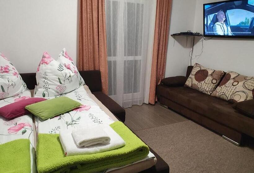 شقة غرفة نوم واحدة بالطابق الأرضى, Rudolf Vendégház