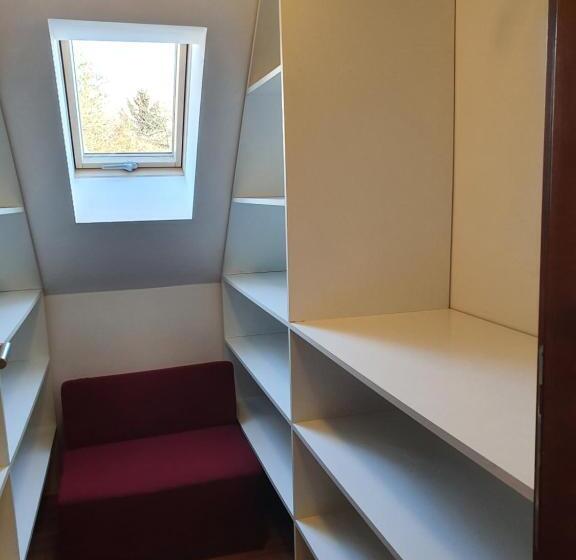 1 Bedroom Apartment Lake View, Rudolf Vendégház
