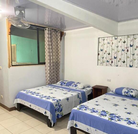 Семейный Номер, Blue Morpho House B&b