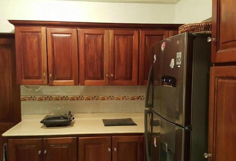 آپارتمان 3 خوابه, Apartamento Florangel Full Deluxe