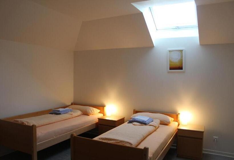 Standard Szoba, Centrum Salvator