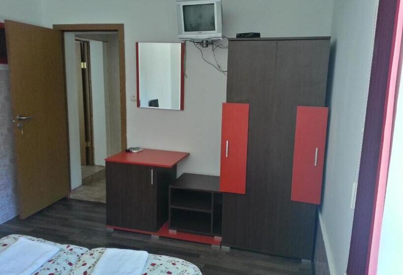 غرفة قياسية, Guest House Zora