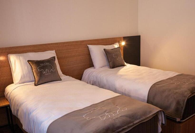 Номер Стандарт, Hôtel De L Ours
