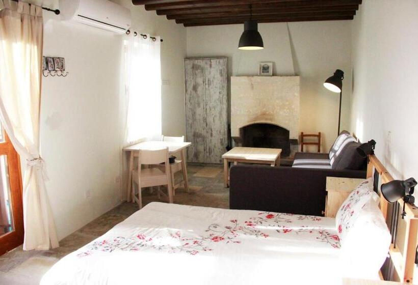 家庭工作室, Marmaras