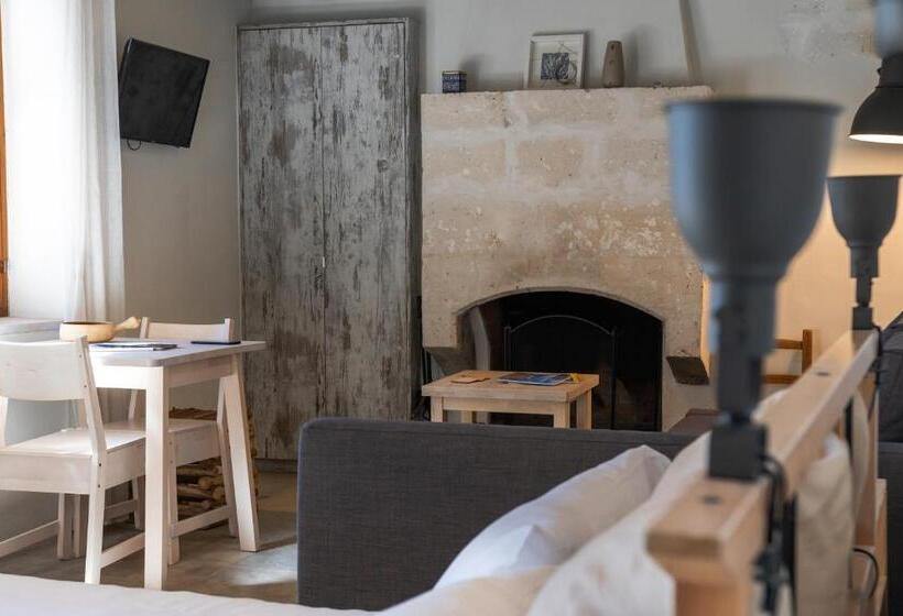 家庭工作室, Marmaras