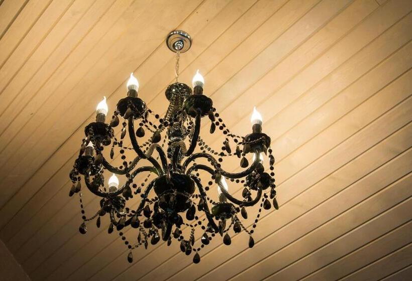 آپارتمان 1 خوابه, Romance