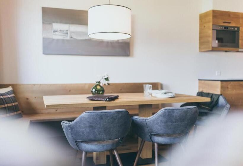 דירת משפחה, Pur Suites & Chalets