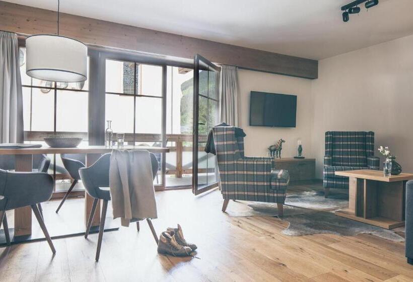 Апартаменты 1 Спальня, Pur Suites & Chalets