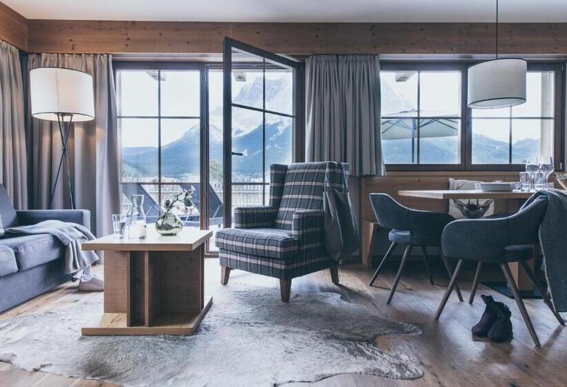 בקתת חדר, Pur Suites & Chalets