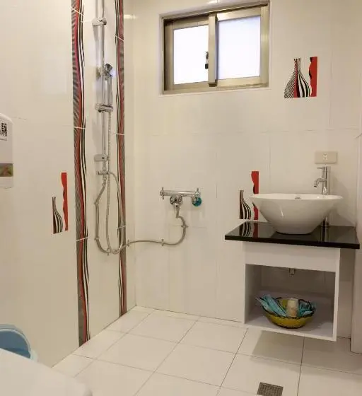 اتاق استاندارد چهار تخته, Ibiza Inn Kenting